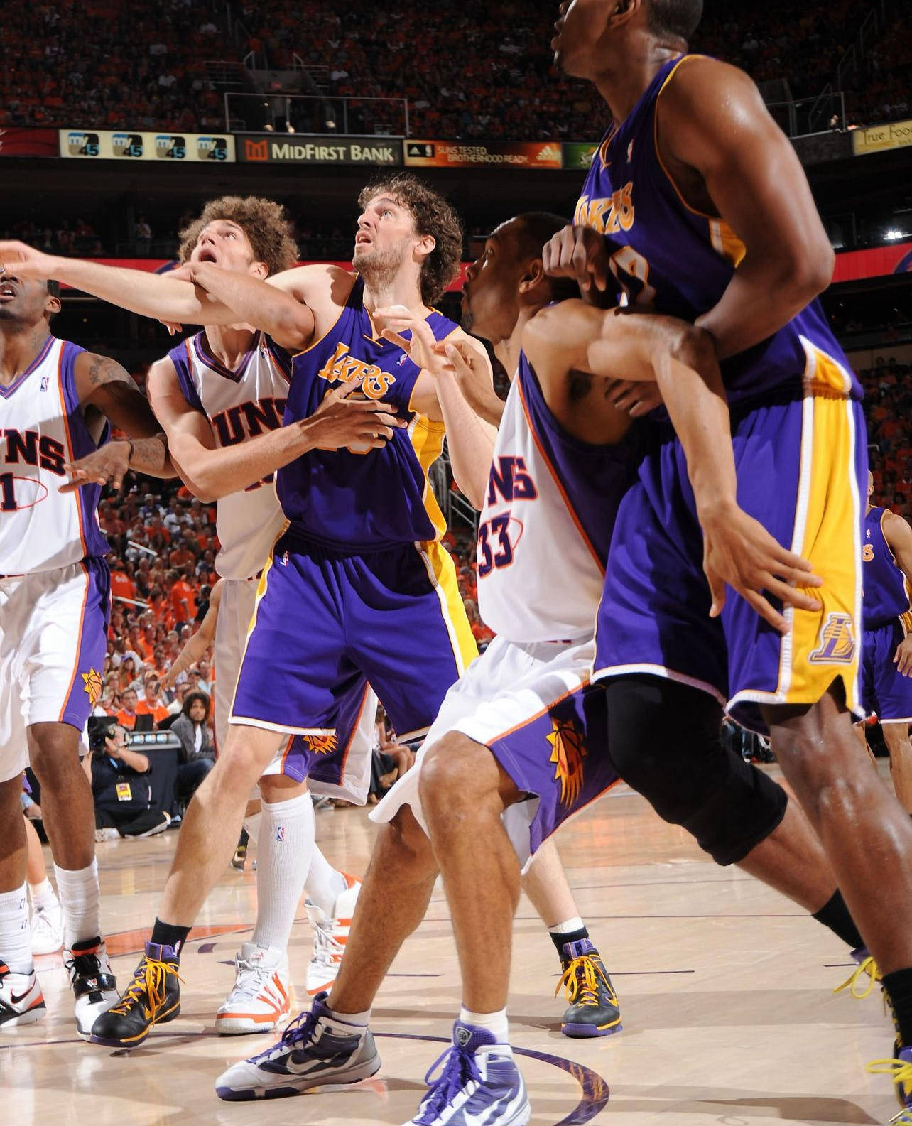 爱游戏下载包含菲尼克斯太阳伤情更新备战英超西亚卡姆赛事官方发布赛事规则更新新规，多特蒙德调整名单备战德甲都惊呆了的词条