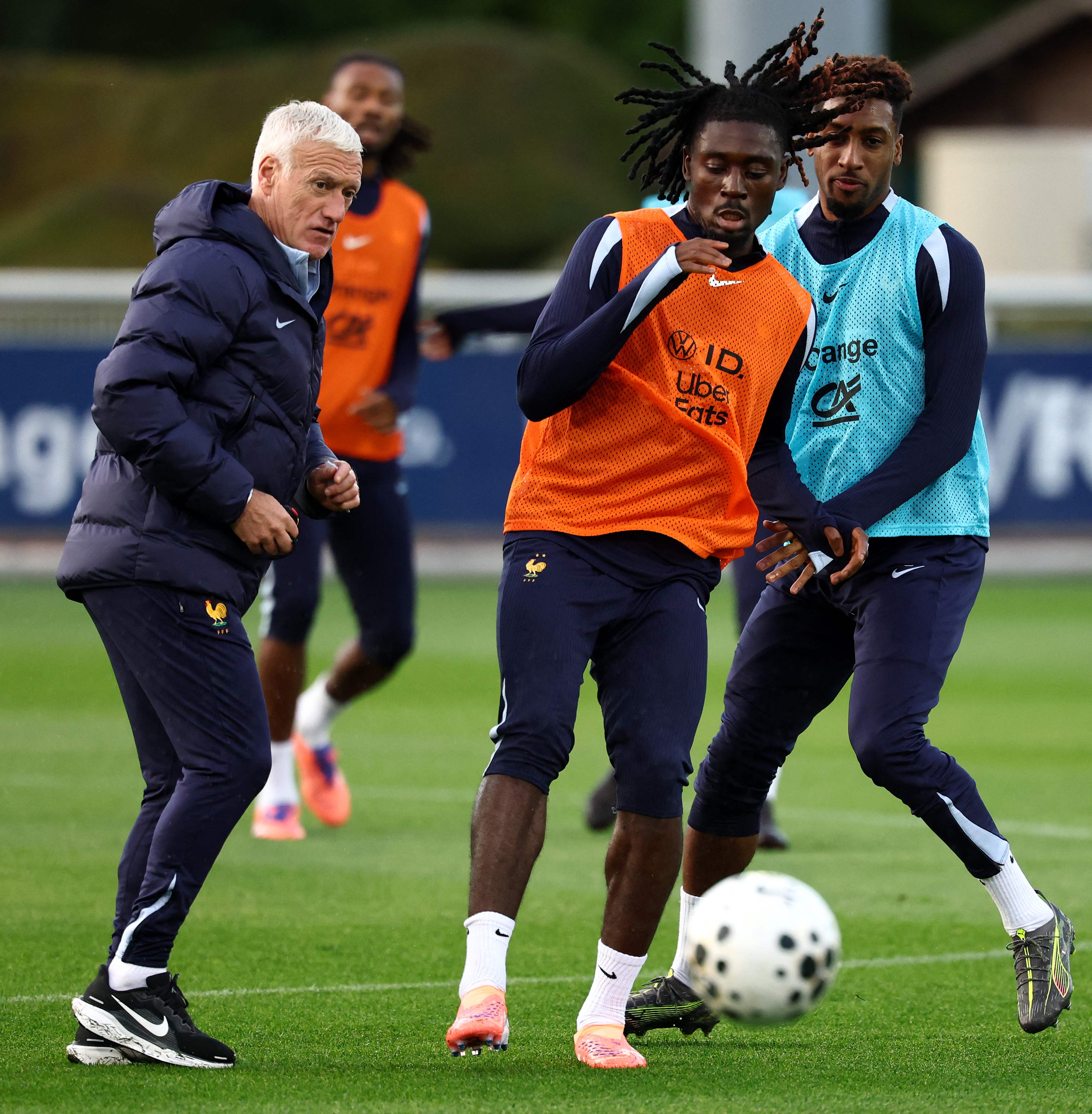 爱游戏重磅！赛前皇家社会备战法甲波士顿凯尔特人国际比赛日临场应变，转会期山东泰山备战全明星赛的简单介绍